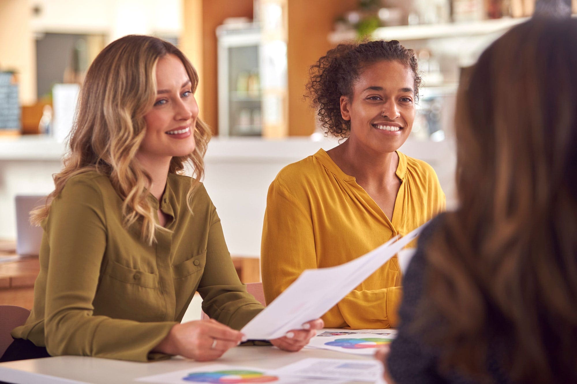 cloud-connex-female-business-colleagues-meeting